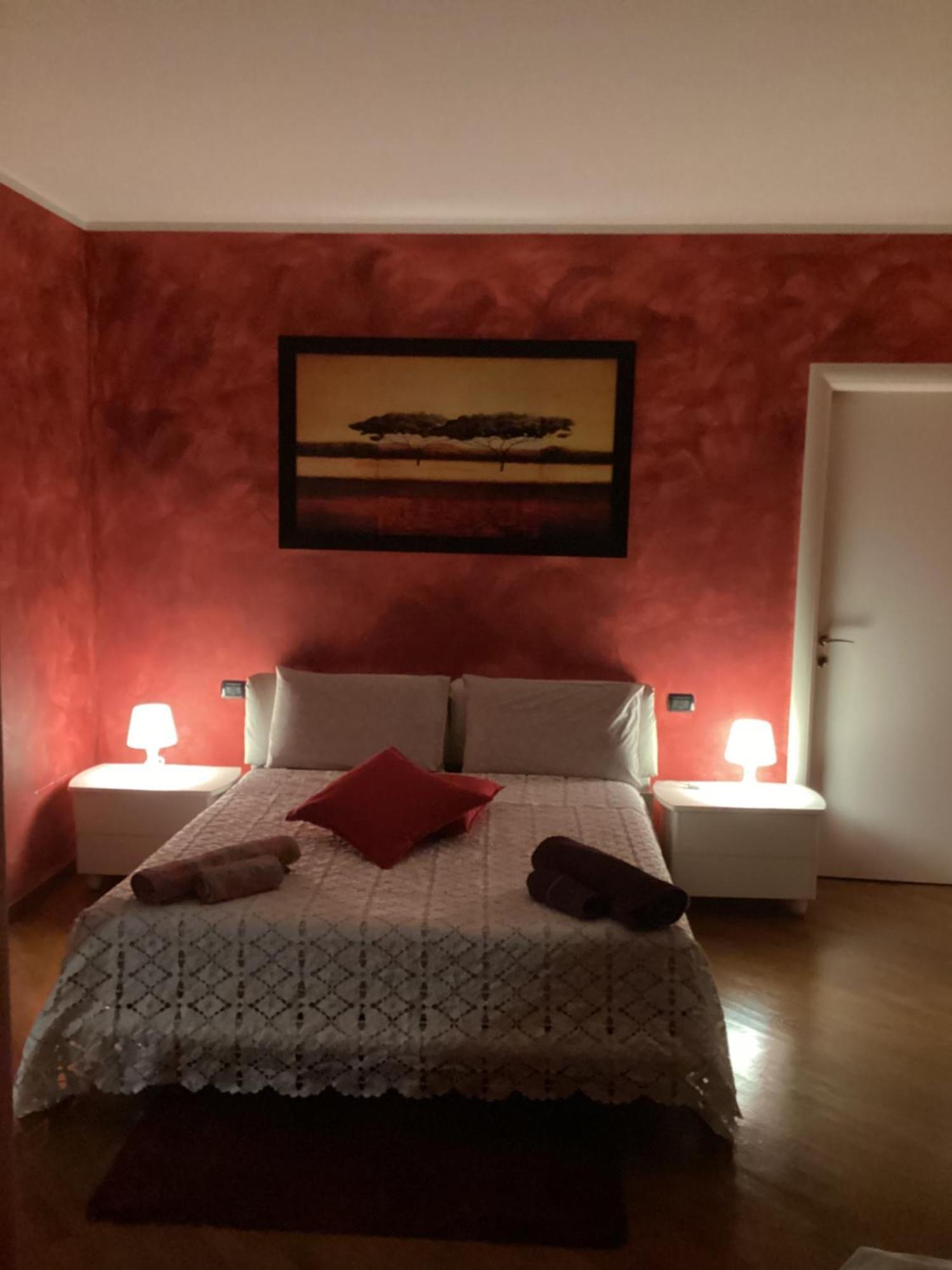 Вилла Locazione Turistica Dream House Marzia Рим Экстерьер фото